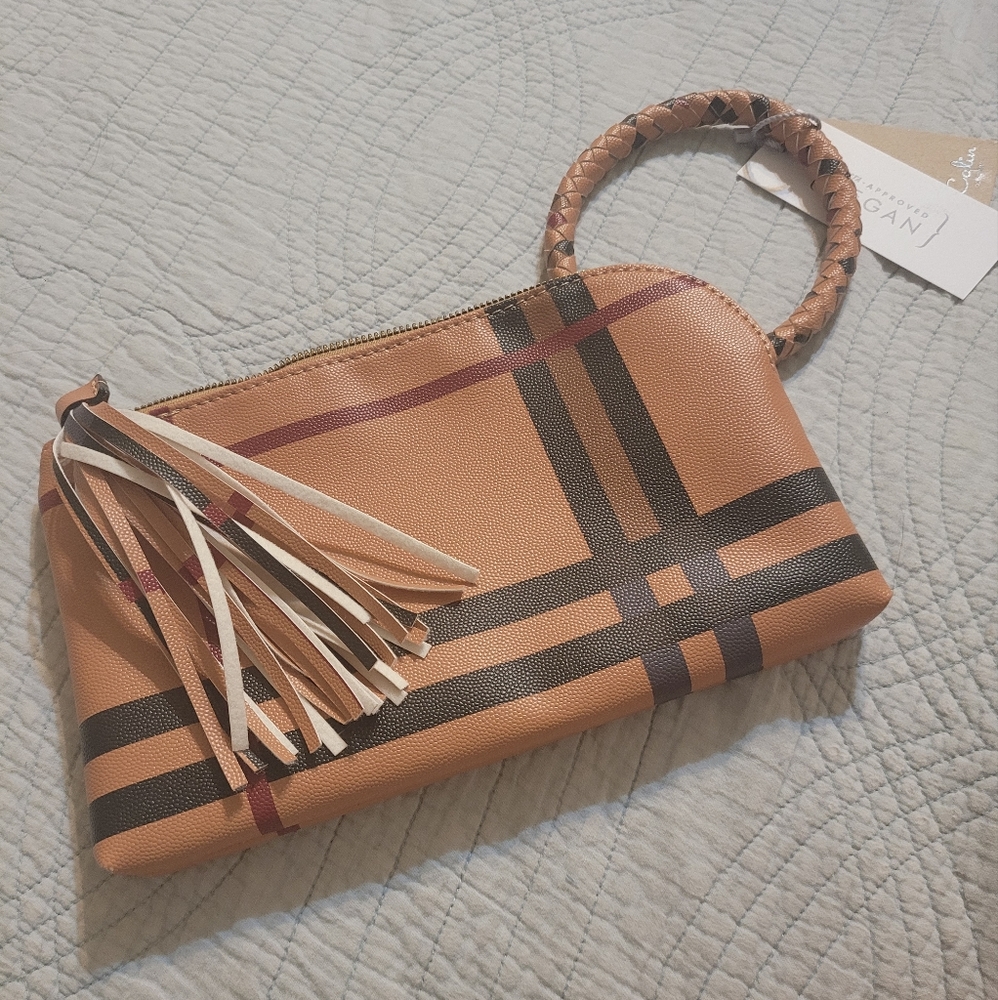 Boutique Wristlet